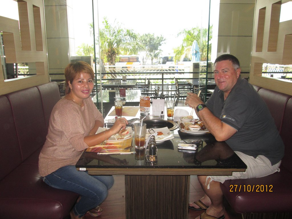 Dean&Victoria, P.I., IR couple #ChtP0utc