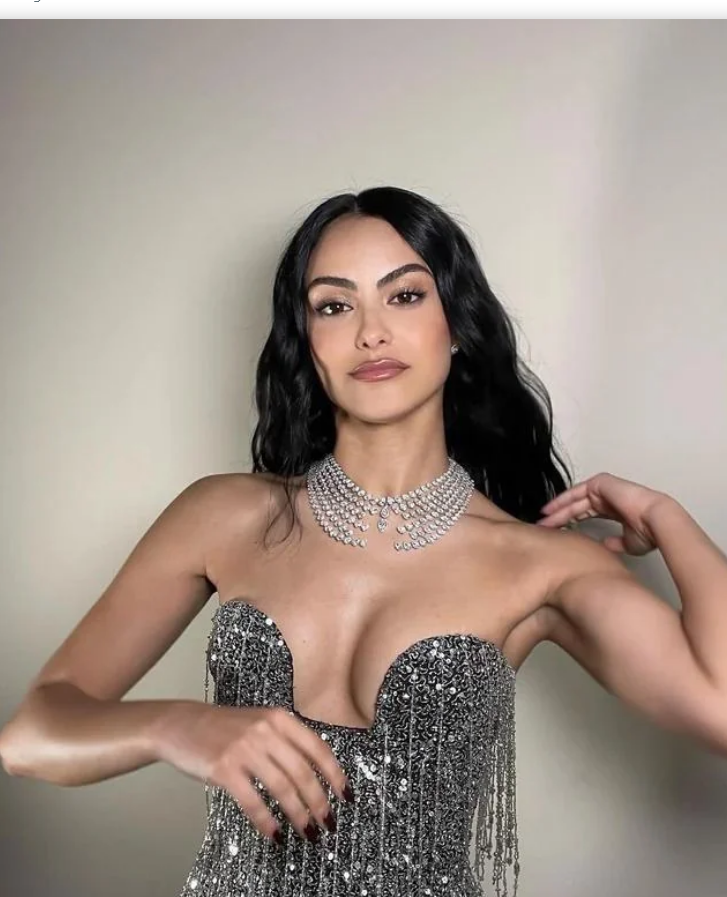 Riverdale Hotties (Who has the best face/boobs/ass/legs?) #eOWoNL5m