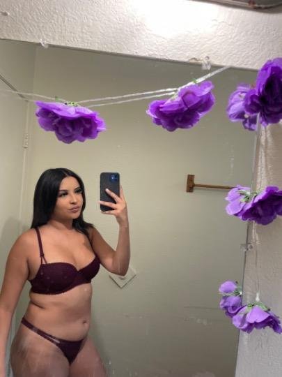 22 year old Bella Escort in San Fernando Valley #Bv7k0utz