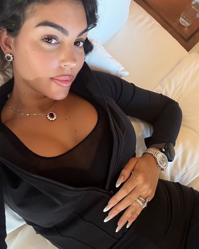Georgina Rodríguez a vagabunda mulher de Cristiano Ronaldo #7sPt0WG3