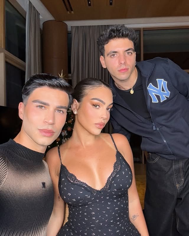 Georgina Rodríguez a vagabunda mulher de Cristiano Ronaldo #dINWAcSj