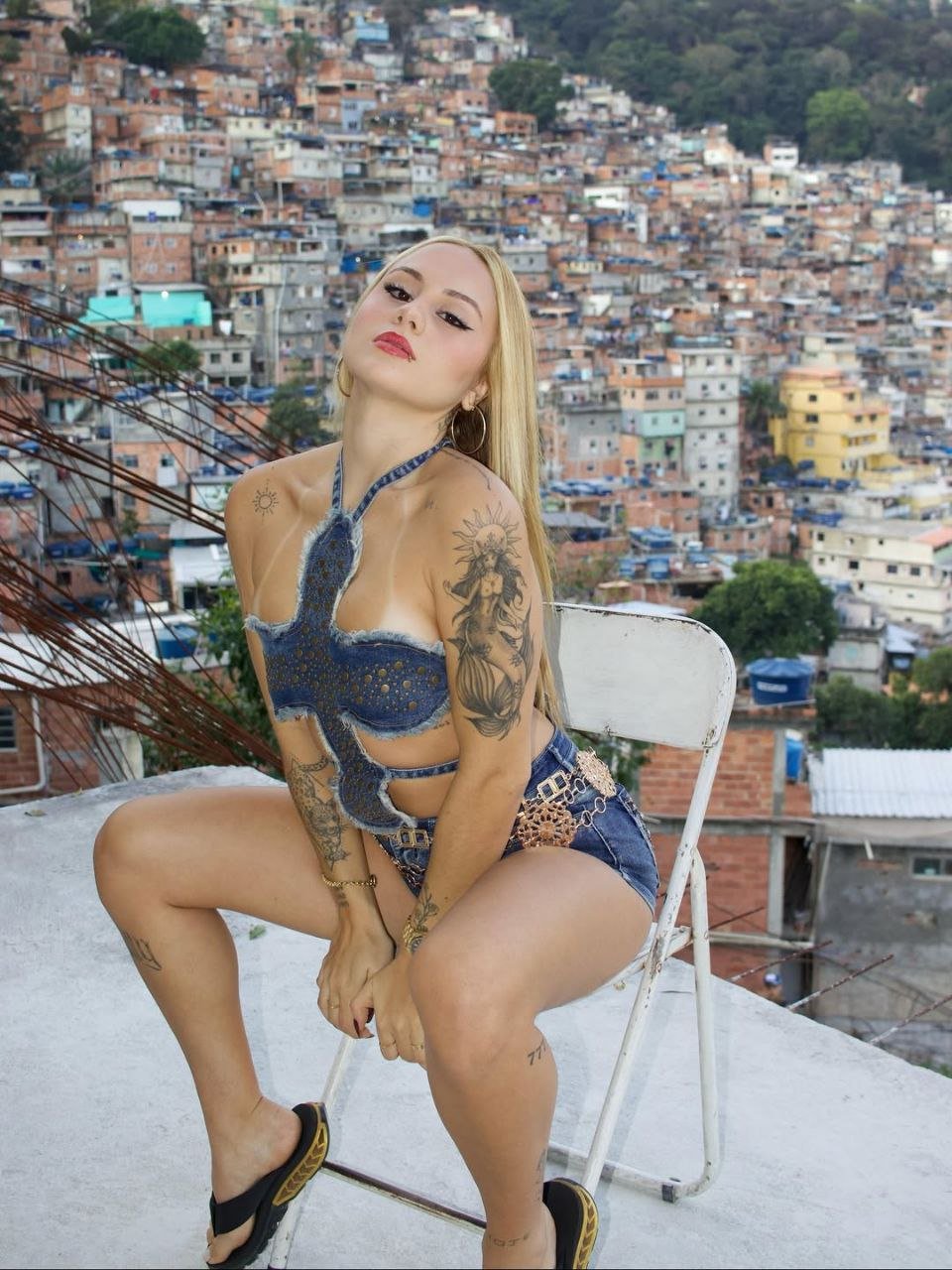 Lara Jucah #AlTr4SY4